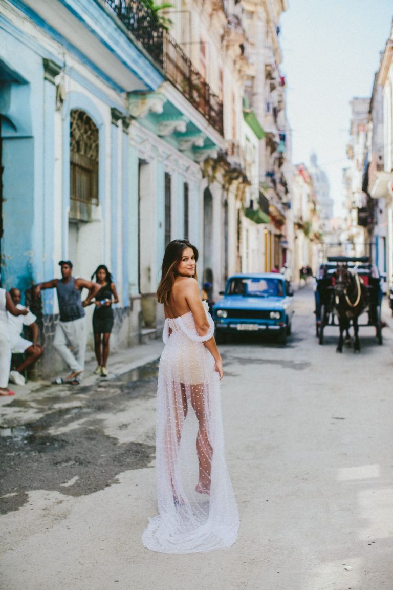 Oh, but my heart is in Havana | Wedding Inspiration | Old Havana, Cuba